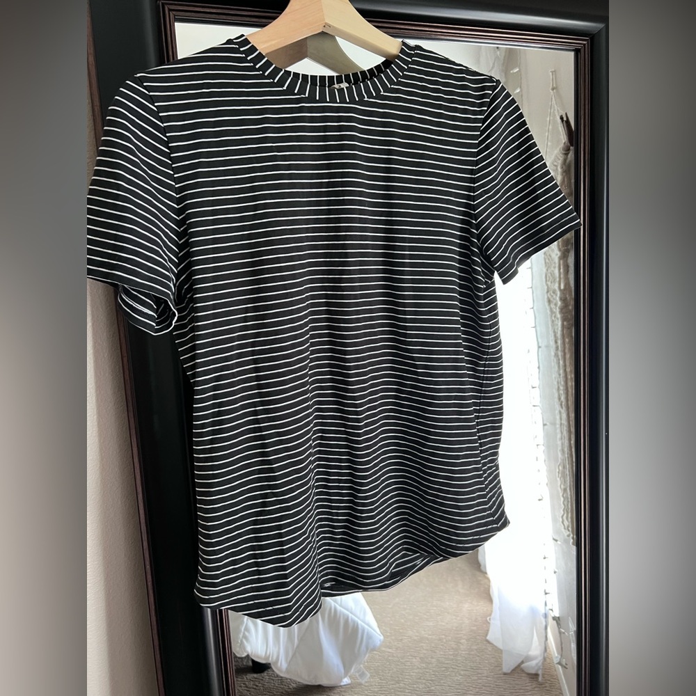 Lululemon crew neck love tee